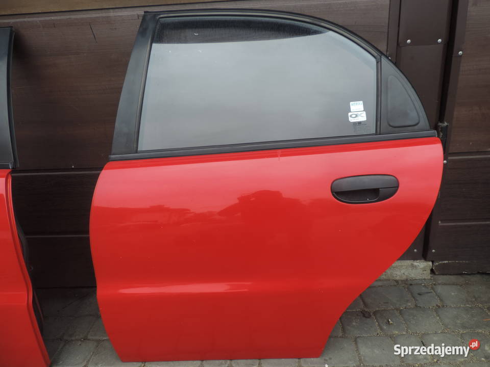 DAEWOO LANOS DRZWI LEWY TYŁ SEDAN 73L Karoseria