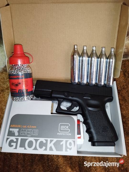 Pistolet nowy GLOCK19 na naboje Co2 Pilzno