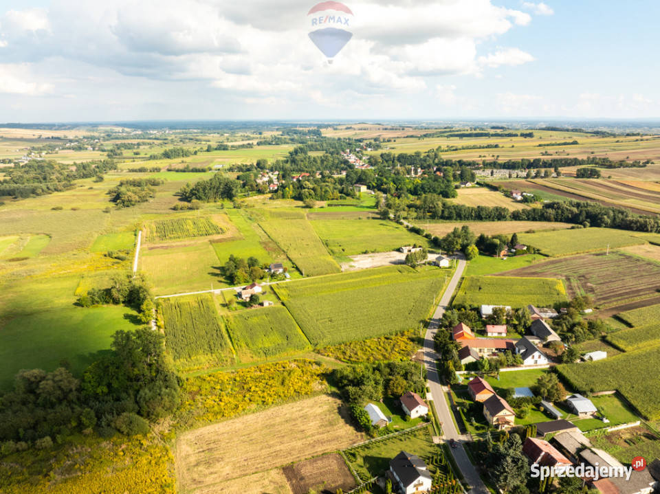 Płaska prostokątna działka 33 do Krakowa sprzedam