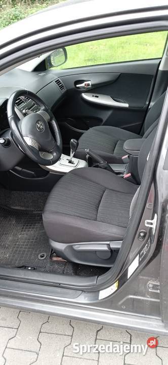 Toyota Corolla 16 VVTi Premium MM Bogata wersja automatyczna