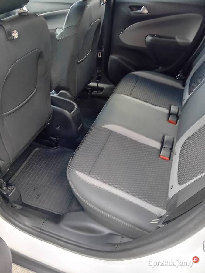 Opel crossland x podgrzewane fotele sprzedam
