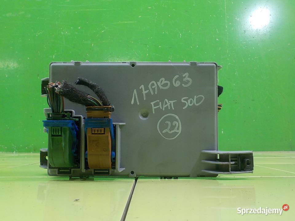 FIAT 500 09 B 12r skrzynka bezpiecznikow BSI osobowe Suków