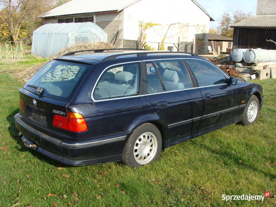 Hak holowniczy do przyczepki AUTOHAK BMW E39 łódzkie Wieluń