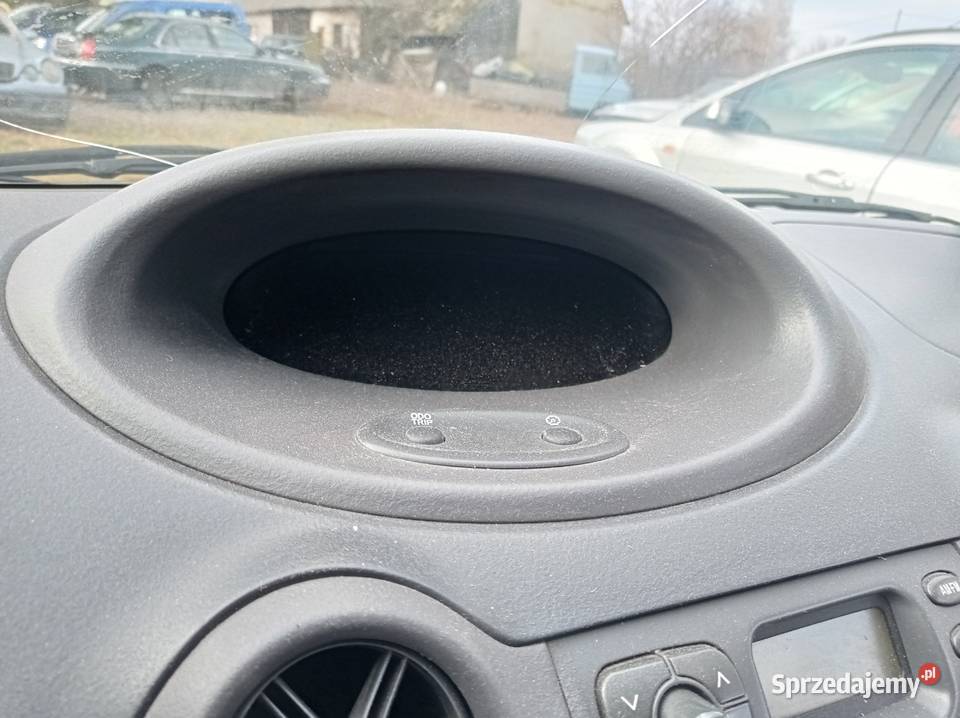 Toyota Yaris I 10 50 kW 2002 r dawca części wielkopolskie