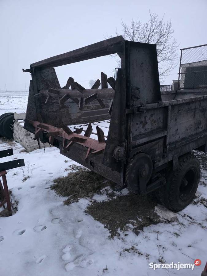 Rozrzutnik obornika jednoosiowy nieuszkodzony kujawsko-pomorskie Aleksandrów Kujawski