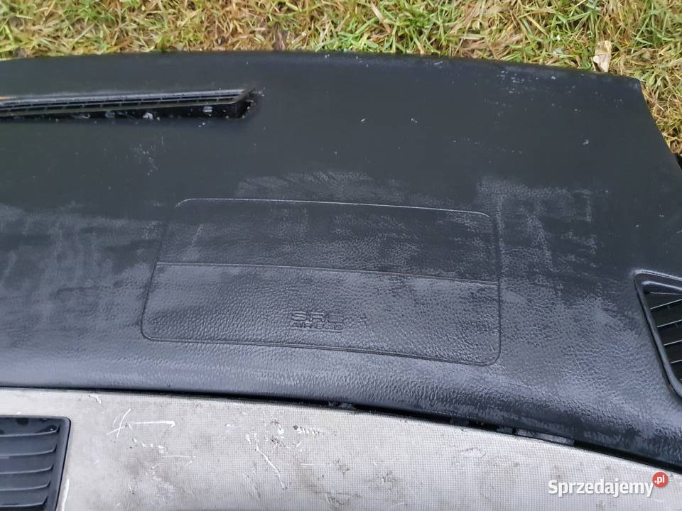 Deska rozdzielcza konsola Airbag Mitsubishi Rok produkcji 2005