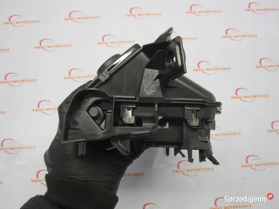 PEUGEOT 2008 II GT LINE 22r dekor schowek deski osobowe Kielce