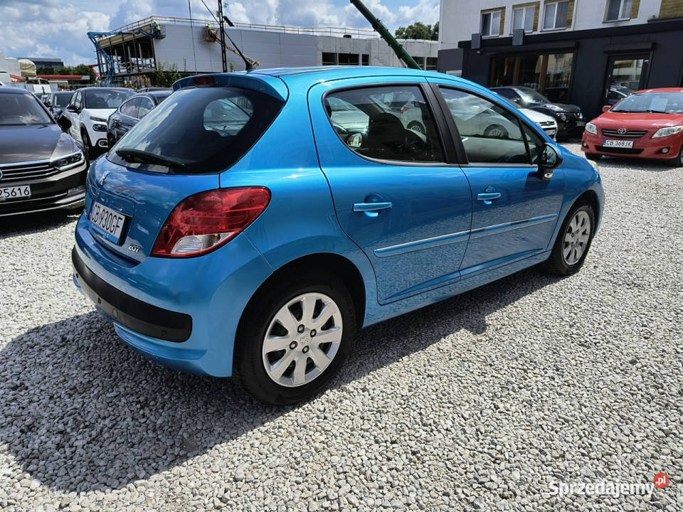 Peugeot 207 nieuszkodzony 207