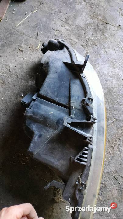 Reflektor Lampa Prawa Przód VALEO Peugeot 307 I Wólka Pełkińska