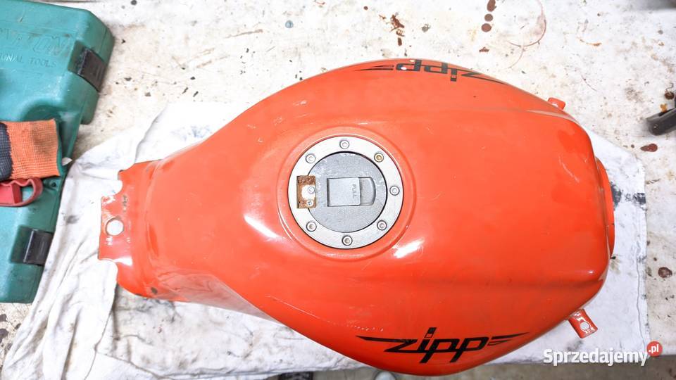 Zbiornik paliwa bak Zipp pro 50 klapka