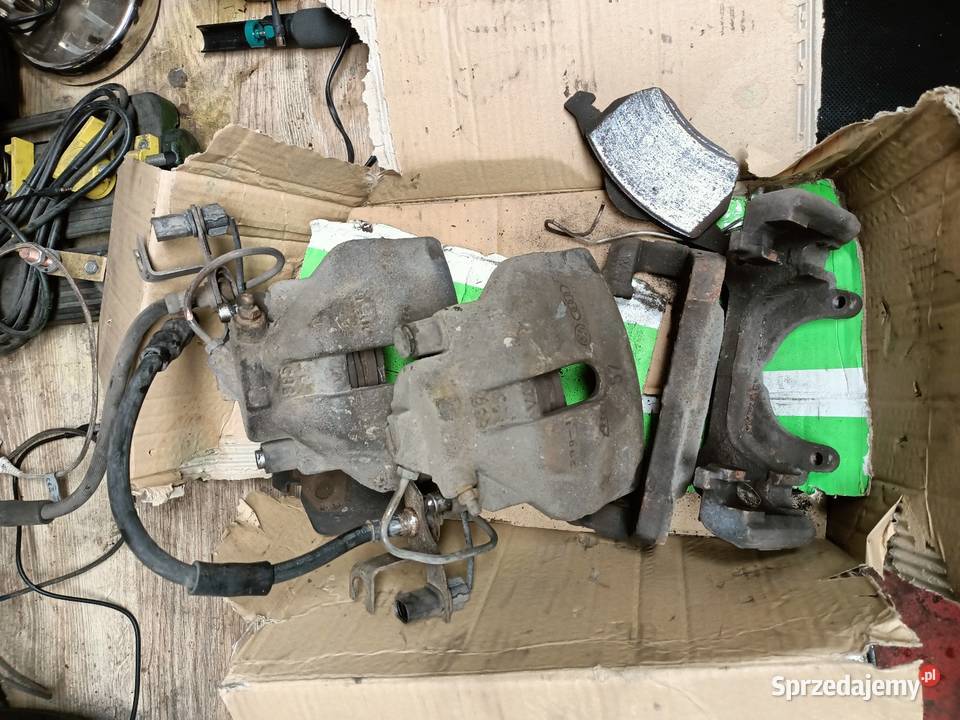 Zacisk hamulcowy 885 886 prawy lewy przód audi Marki sprzedam