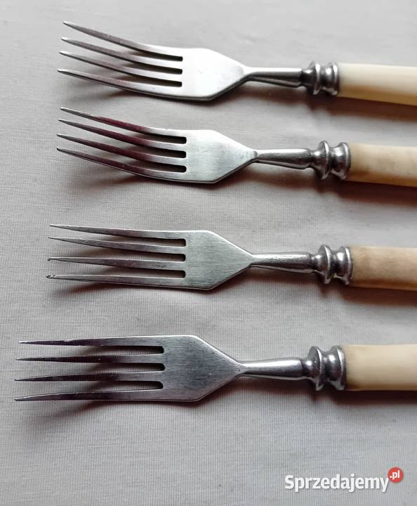 Zestaw 4 widelców z ebonitowymi obsadkami CCCP Koźminek sprzedam