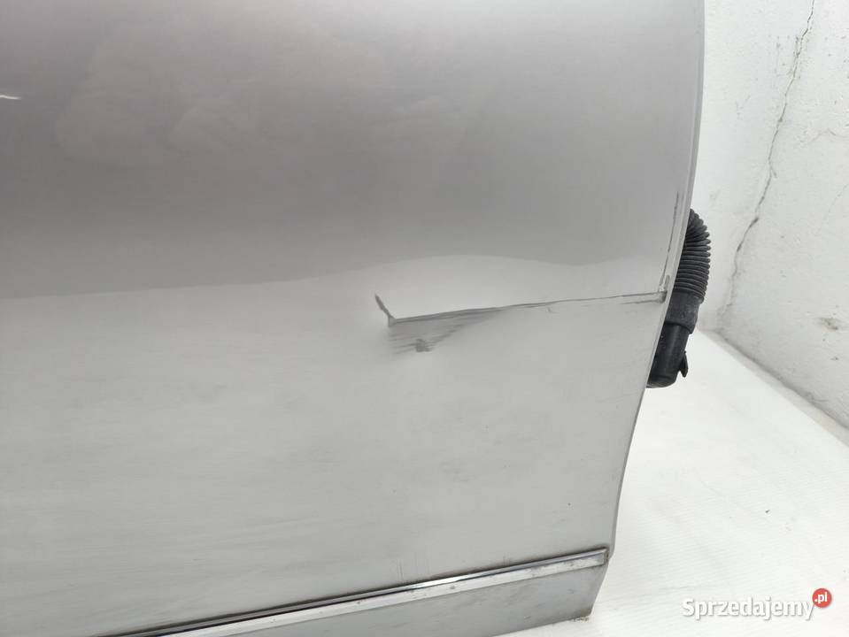 DRZWI PRAWY TYŁ KOMPLETNE MERCEDES W204 LIFT