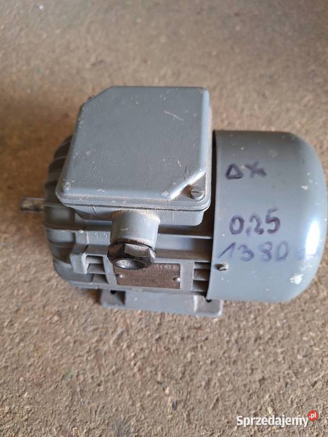 Silniki elektryczne 0 25 0 35 0 6 1 1 1 5 4 7 5