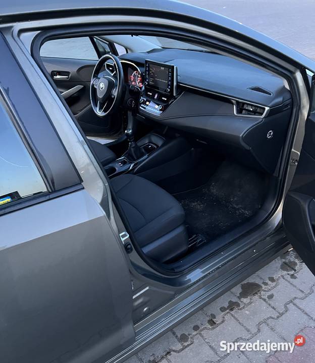 Toyota Corolla 16 132 2019 1600cm3 Lębork