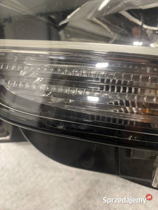 Lampa lewy przód Full led Renault Scenic IV 1622 Rok produkcji 2018 Jasienica
