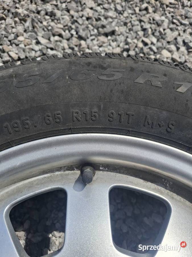 Alufelga z audi z oponą Bodzentyn sprzedam