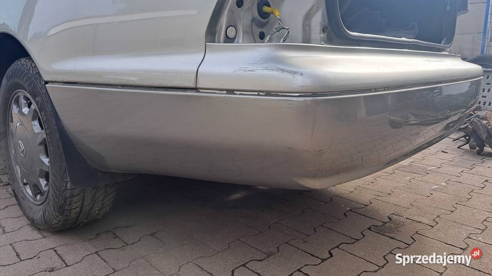 Zderzak tylny Lexus LS400 UCF20 UCF21