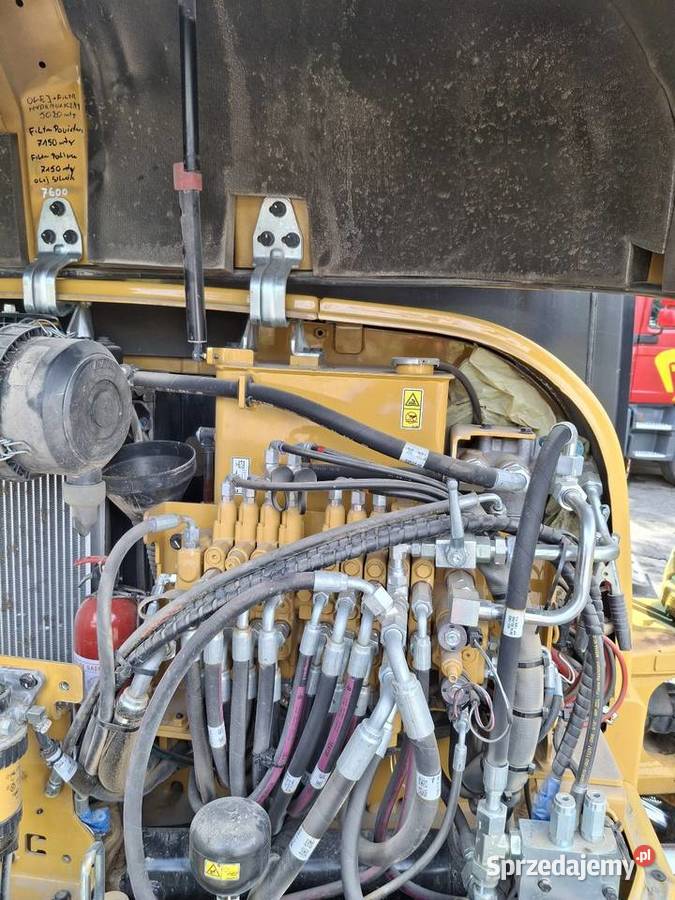 Minikoparka caterpillar 3055E2 cr Myślenice sprzedam