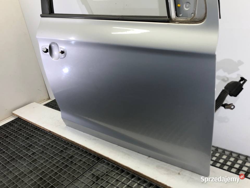 DRZWI PRAWY PRZÓD HYUNDAI i20 Hatchback