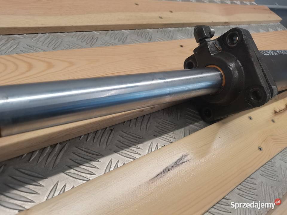 Cylinder hydrauliczny skrętu Claas Arion Carraro Wilkowo