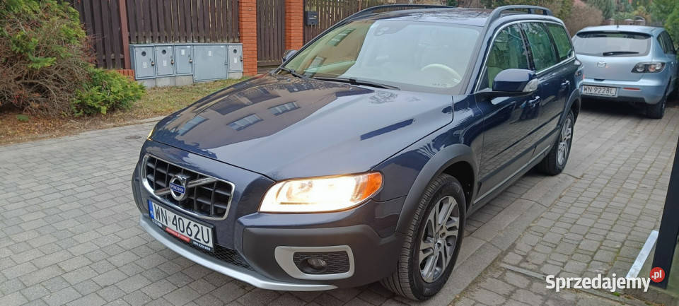 Volvo XC 70 24 D5 Momentum AWD 215 Warszawa