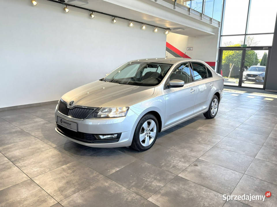 koda RAPID Ambition 10TSI 95 M5 2019 r salon garażowany małopolskie Myślenice
