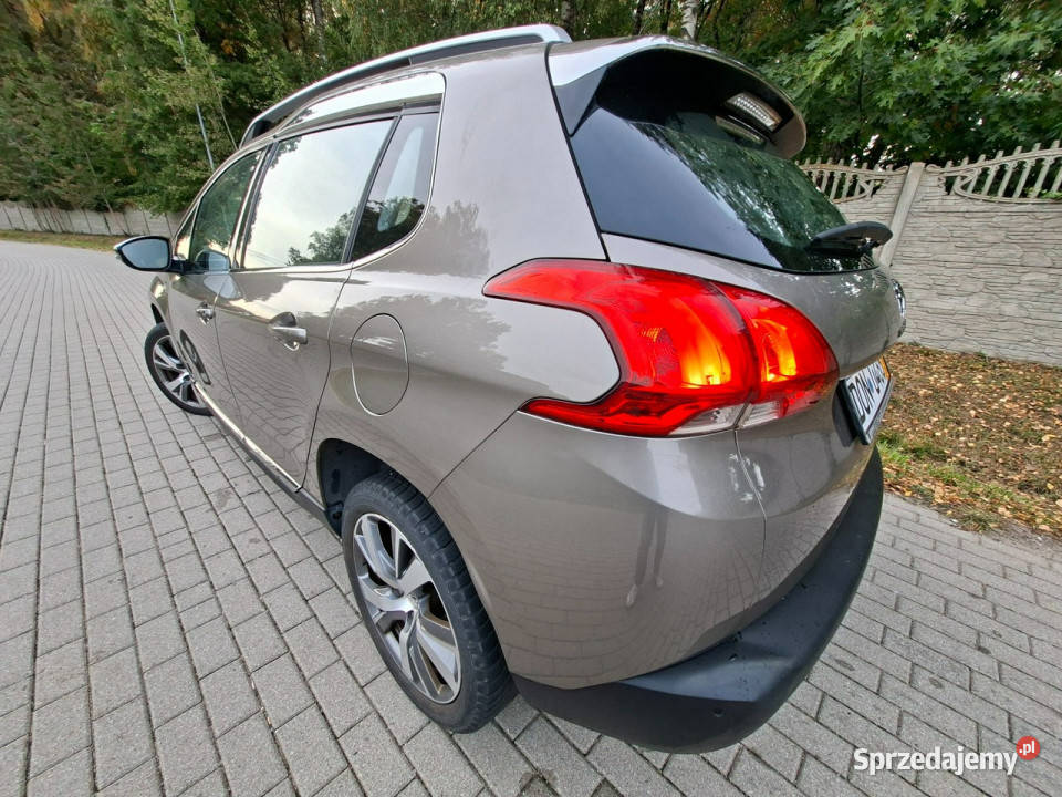 Peugeot 2008 Peugeot 2008 Benz 130 I 20132019 światła przeciwmgielne 2008 Słupsk sprzedam