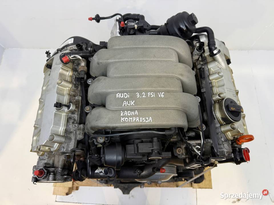 SILNIK AUK Audi A4 B7 A6 C6 32 V6 FSI 255 lubelskie