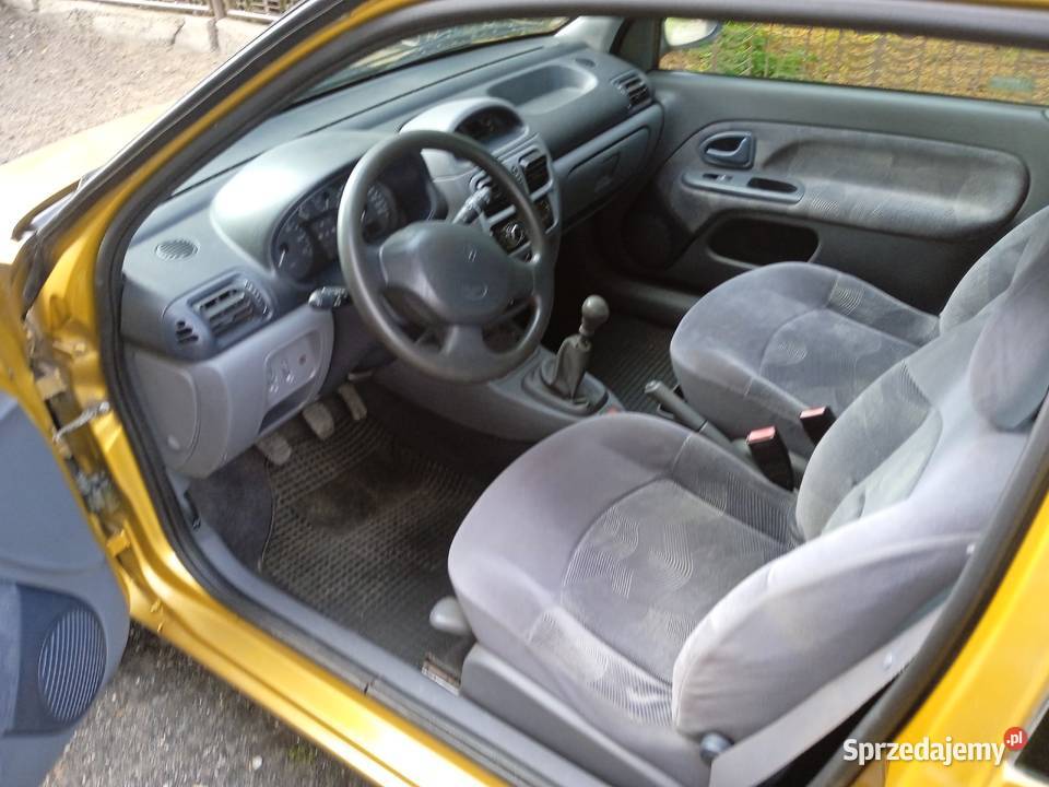 Renault Clio 16benz 1999 75KM Kutno