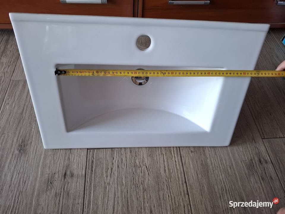 Zlew łazienkowa wpuszczany z syfonem Umywalki Stargard