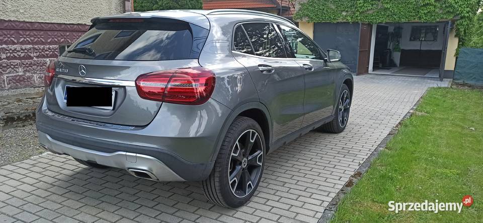 MercedesBenz GLA Mercedes GLA 250 4Matic Bestwina