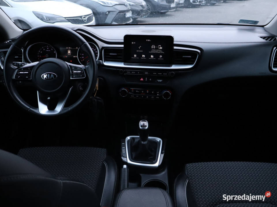 Kia Ceed 14 CVVT isofix Bielany Wrocławskie