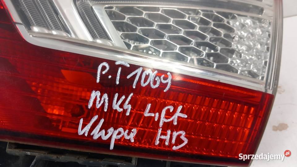 FORD MONDEO MK4 LIFT HB LAMPA TYŁ PRAWA W KLAPĘ osobowe