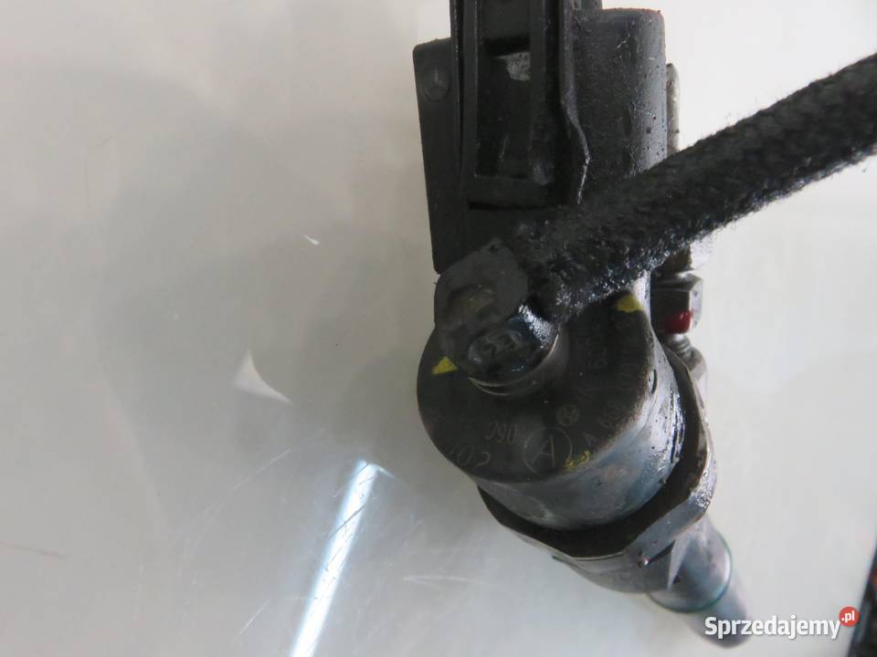 WTRYSKIWACZ MERCEDES W168 A 170 CDI 0445110090