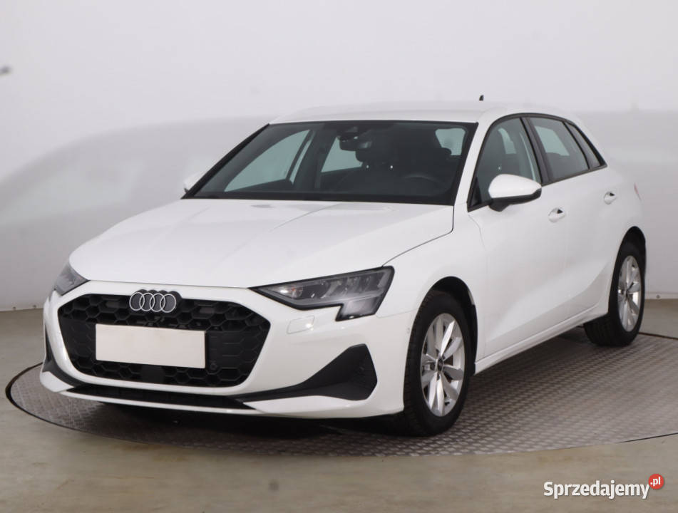 Audi A3 30 TFSI komputer pokładowy Samochody osobowe