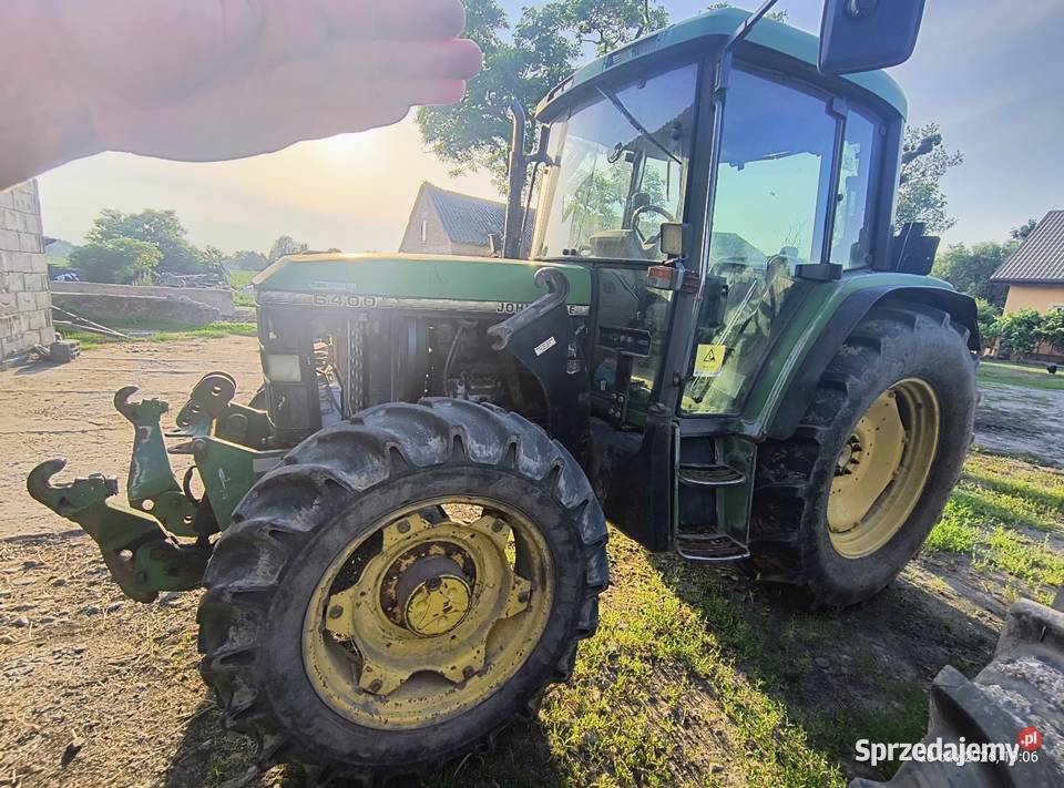 John Deere 6400