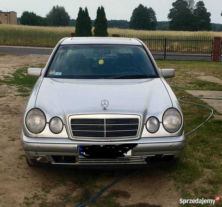 MercedesBenz W210 E290 nieuszkodzony Skrzynno