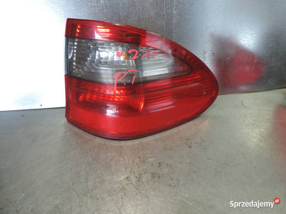 LAMPA PRAWY TYŁ MERCEDES E W211 KOMBI Lampy tylne Nowy Sącz