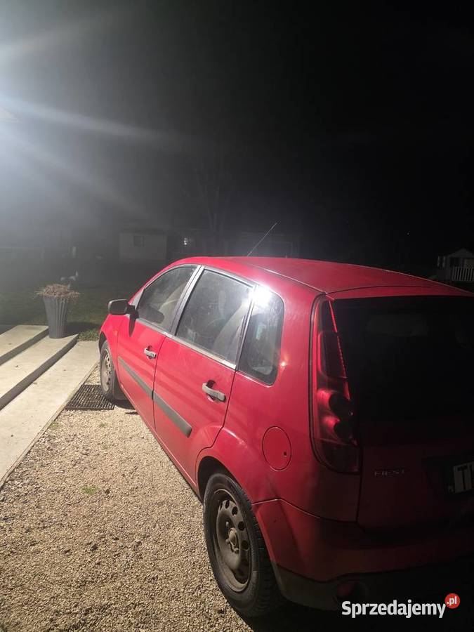 Sprzedam Forda fieste Rok produkcji 2006 Bejsce