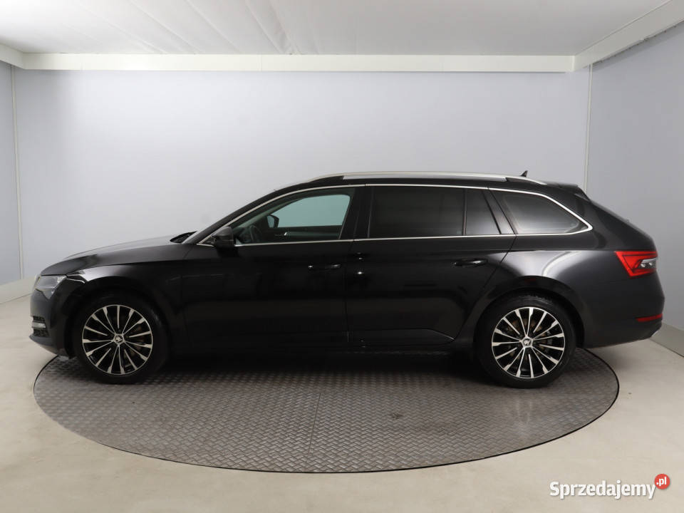 Skoda Superb 15 TSI benzyna