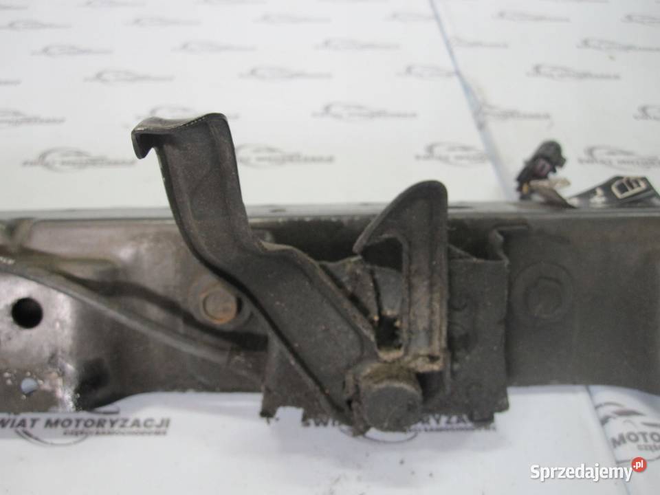 OPEL ASTRA J LIFT pas przód górny KA9316