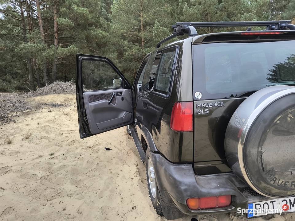 Ford Maverick Nissan Terrano Grabów nad Prosną