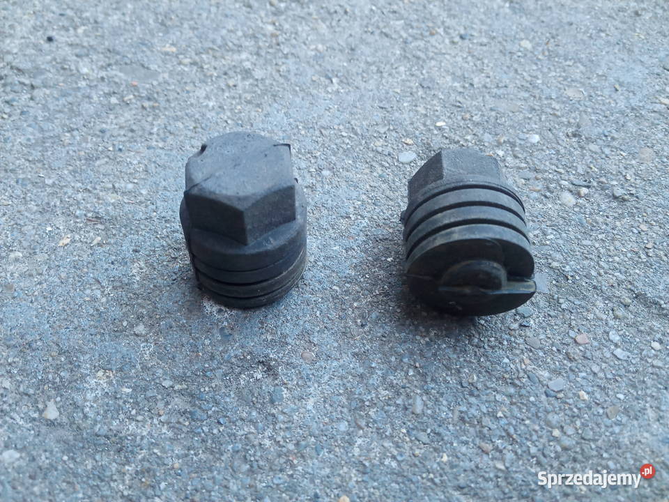 Audi A2 A6 A8 TT Odbój Odbojnik Odbijak maski Dębica