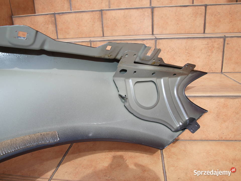 Mercedes E klasa W213 błotnik lewy przód 2016 Kalisz