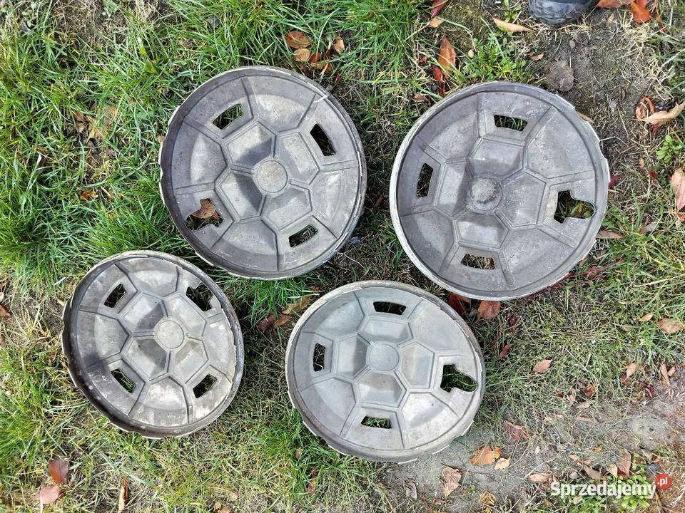 Datsun 120Y kołpaki metalowe Warszawa sprzedam