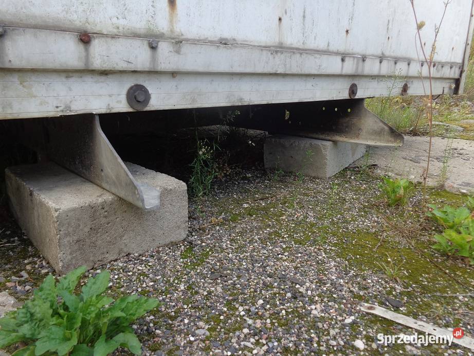 kontener zabudowa dł 820 m x 25 szer 235 220 wys