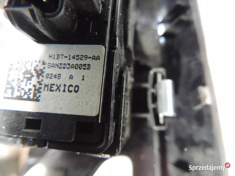 PRZEŁĄCZNIK SZYBY PRZÓD PRAWY FORD FIESTA MK8