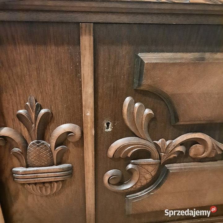 Komoda na lwich nogach niska 74 Morzyczyn