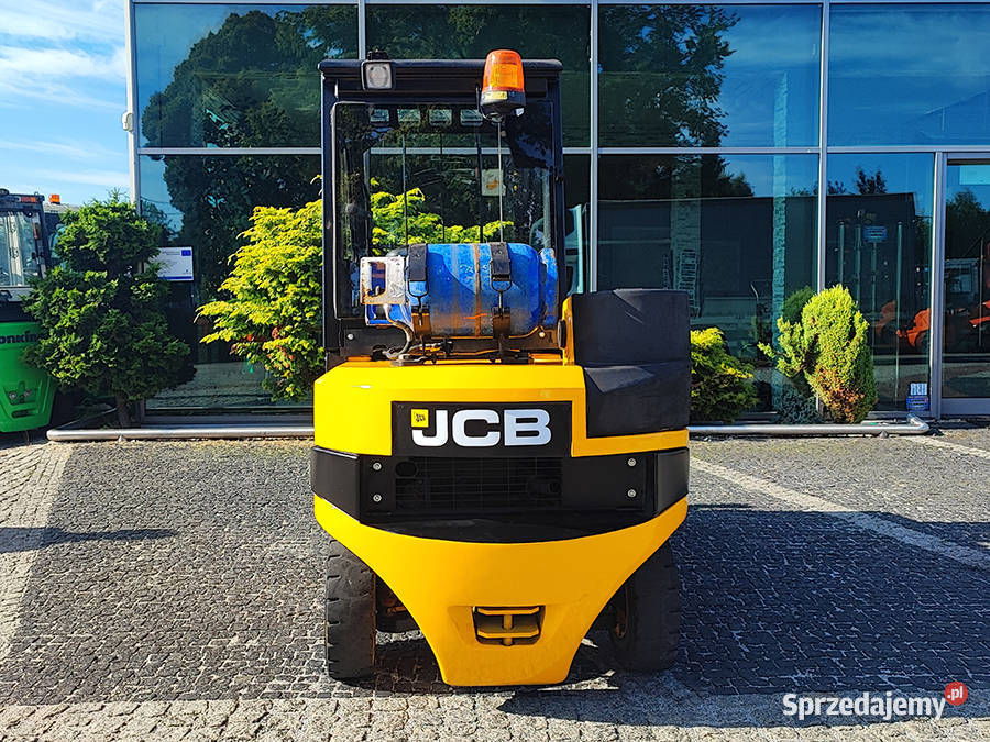 Wózek widłowy teleskopowy JCB TLT30G TELETRUK 3